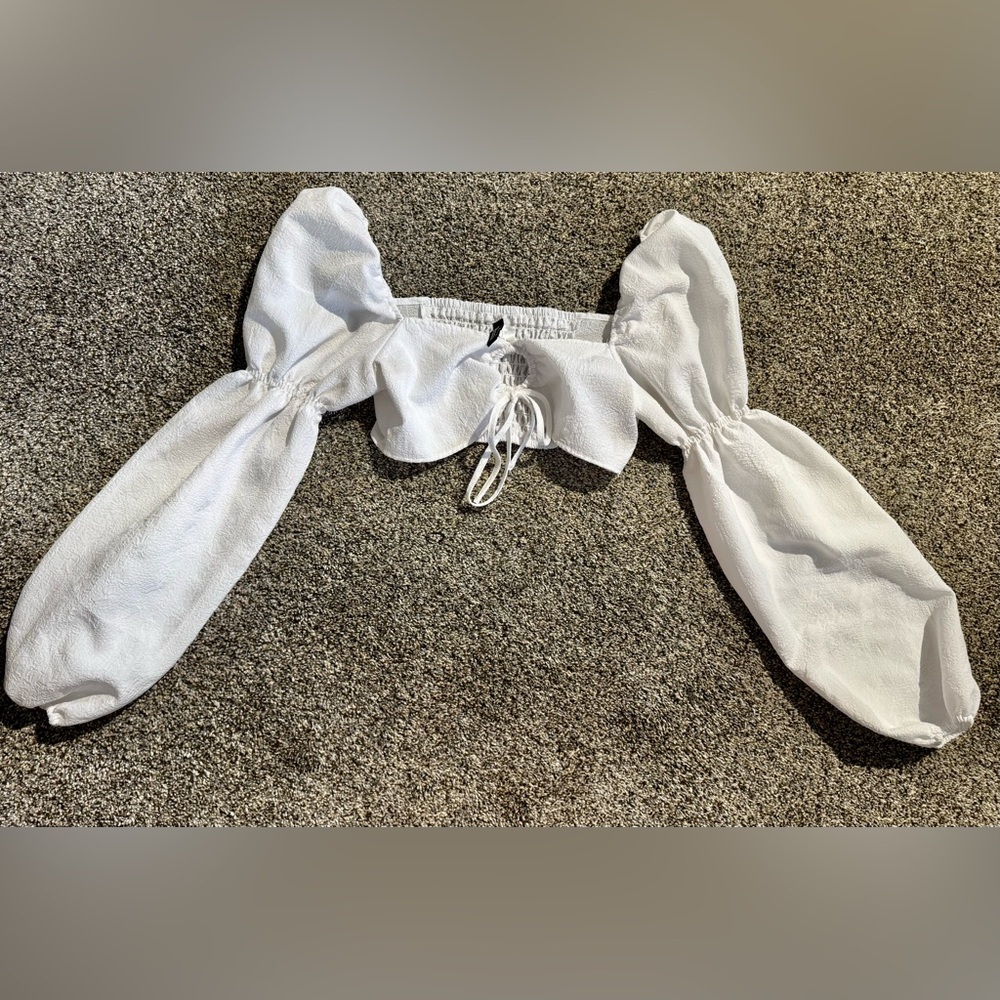 H&M divided women's white‎ cropped ruffle going out Boho western blouse